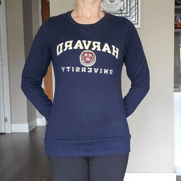 Harvard University Sweatshirt - Picture 10 of 16